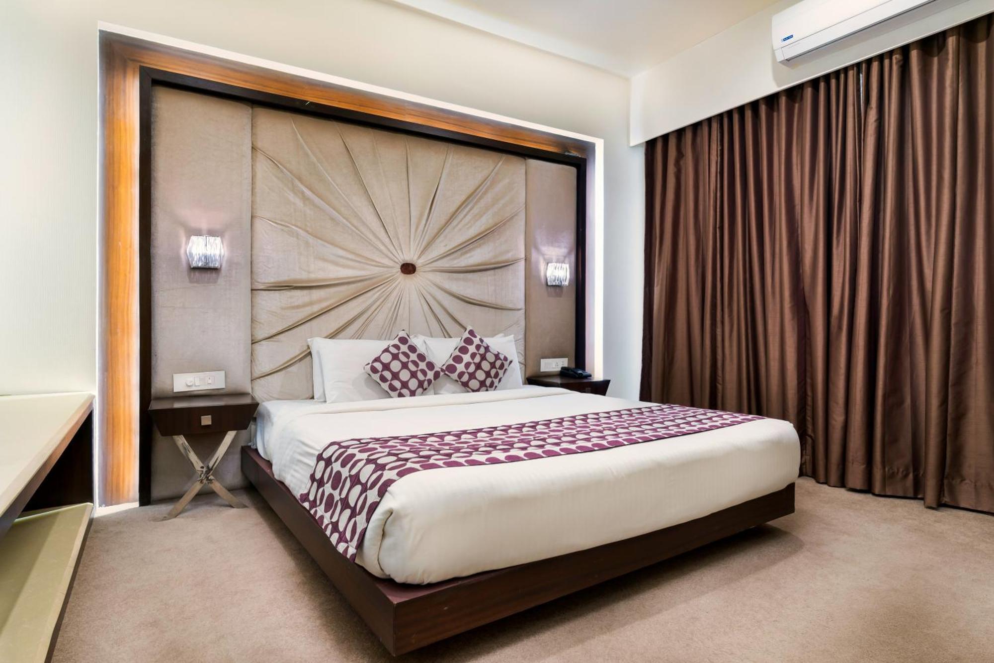 Hotel Ambience Plaza Jmd - Delhi Airport Нью-Делі Екстер'єр фото